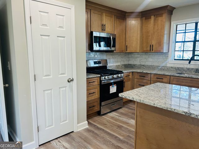 6165 Radford Drive, Riverdale, GA 30296