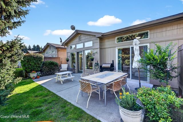 23001 E Mocha Ln, Liberty Lake, WA 99019