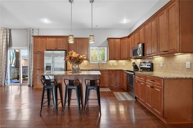 7012 Gregory DR, Norfolk, VA 23513