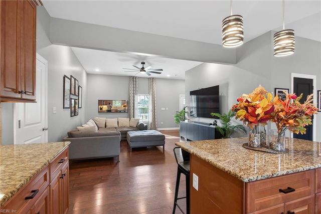 7012 Gregory DR, Norfolk, VA 23513