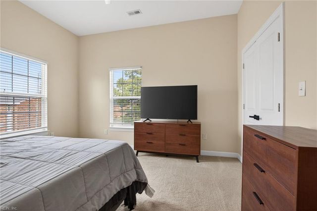 7012 Gregory DR, Norfolk, VA 23513