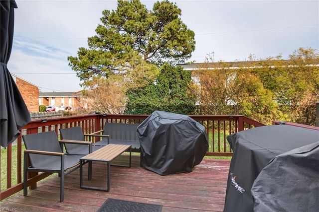 7012 Gregory DR, Norfolk, VA 23513