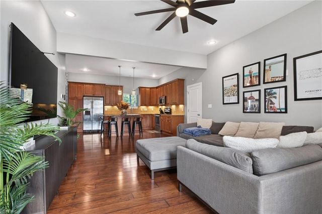 7012 Gregory DR, Norfolk, VA 23513