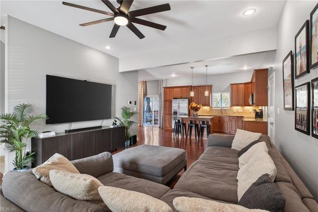 7012 Gregory DR, Norfolk, VA 23513