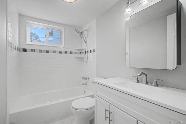 810 Blooming Grove Turnpike 3, New Windsor, NY 12553