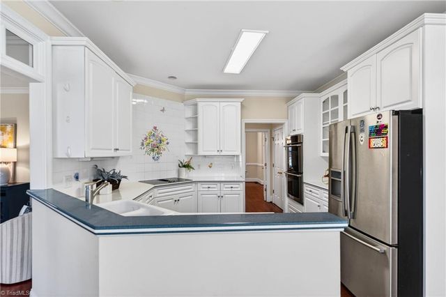 5703 Fox Meadow Drive, Oak Ridge, NC 27310