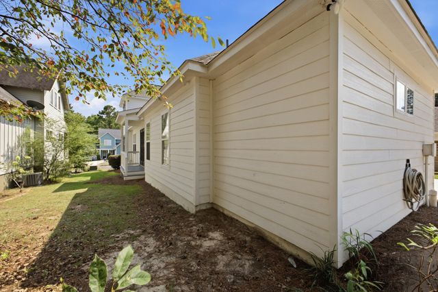 82 Bellegrass Blvd., Hattiesburg, MS 39402