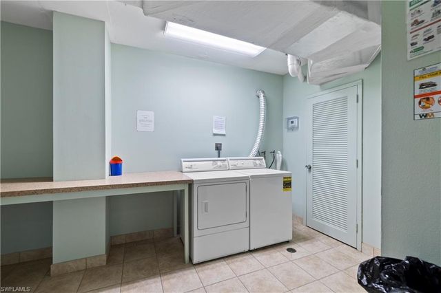 140 Seaview CT 1704S, Marco Island, FL 34145