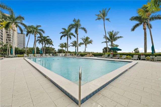 140 Seaview CT 1704S, Marco Island, FL 34145