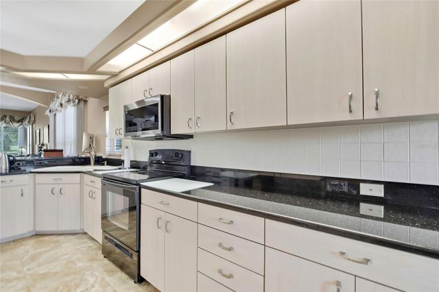 8480 MAYBELLE DRIVE, Weeki Wachee, FL 34613