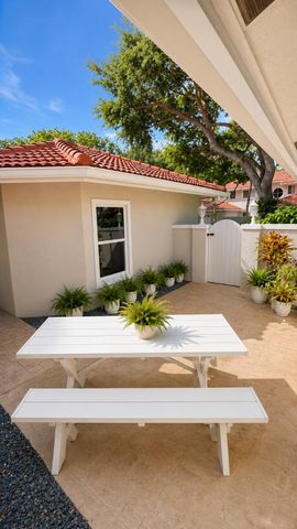 4107 CARRIAGE Drive K2, Pompano Beach, FL 33069