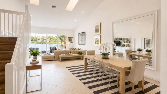 4107 CARRIAGE Drive K2, Pompano Beach, FL 33069