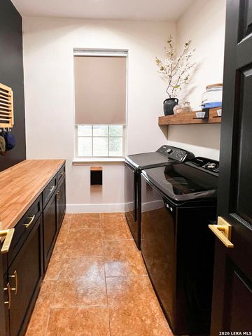 6975 Pfeil, Schertz, TX 78154