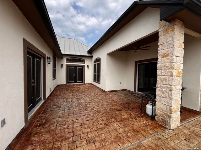 6975 Pfeil, Schertz, TX 78154