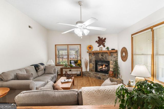 9045 Betty Jo Circle 17, Young Harris, GA 30582