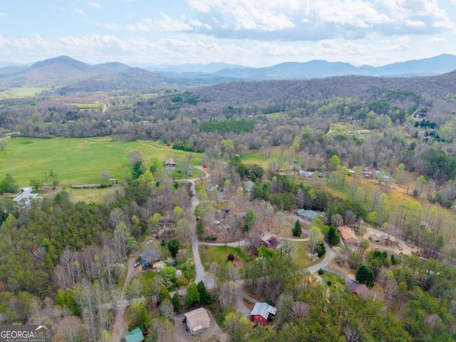 9045 Betty Jo Circle 17, Young Harris, GA 30582