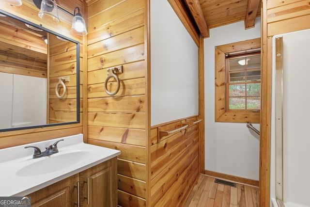 61 Bear Ridge Road, Cleveland, GA 30528