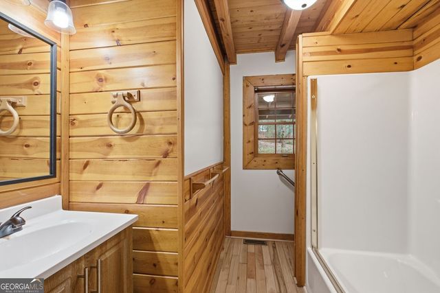 61 Bear Ridge Road, Cleveland, GA 30528