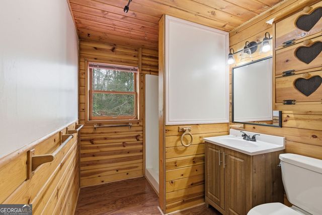 61 Bear Ridge Road, Cleveland, GA 30528