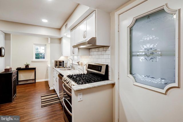 354 VALLEYBROOK DR, Lancaster, PA 17601