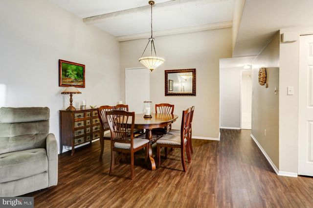 354 VALLEYBROOK DR, Lancaster, PA 17601