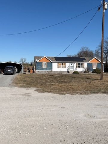 416 Private Road 452, Trenton, TX 75490