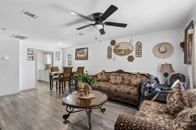 12 SE 40th Street, Oklahoma City, OK 73129