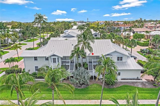 433 2nd ST S B-202, Naples, FL 34102