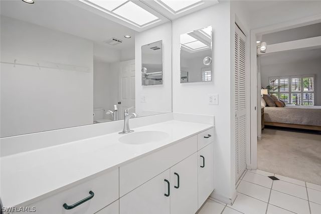 433 2nd ST S B-202, Naples, FL 34102