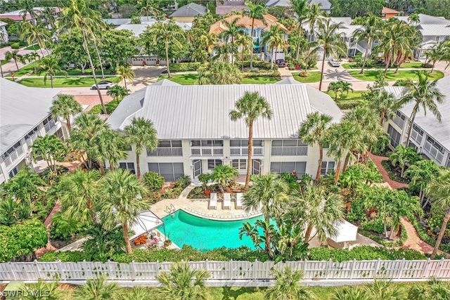 433 2nd ST S B-202, Naples, FL 34102