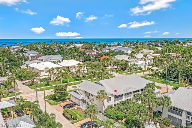 433 2nd ST S B-202, Naples, FL 34102