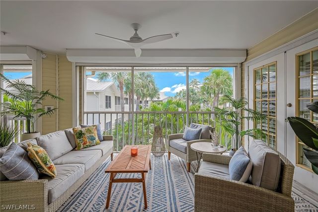 433 2nd ST S B-202, Naples, FL 34102