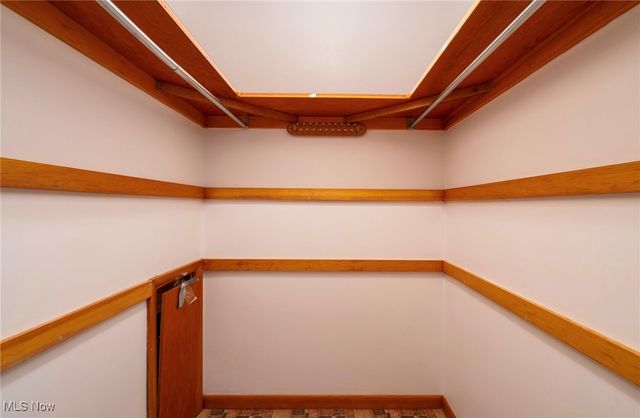 755 Blueberry Hill Drive, Canfield, OH 44406