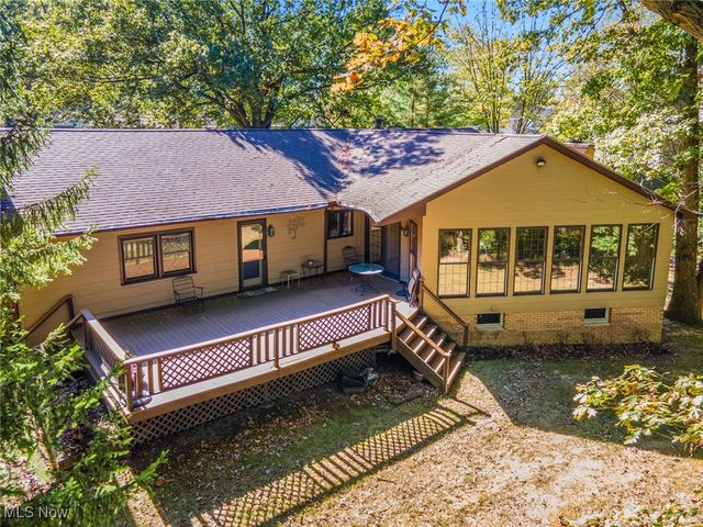 755 Blueberry Hill Drive, Canfield, OH 44406