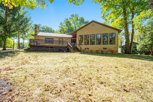 755 Blueberry Hill Drive, Canfield, OH 44406