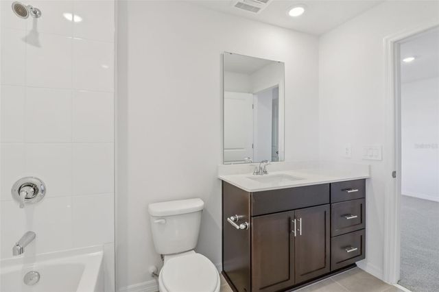 701 SPARTINA WAY, Lady Lake, FL 32159