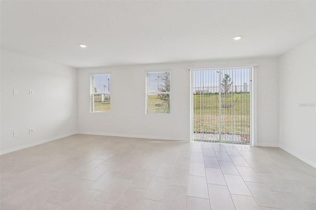 701 SPARTINA WAY, Lady Lake, FL 32159