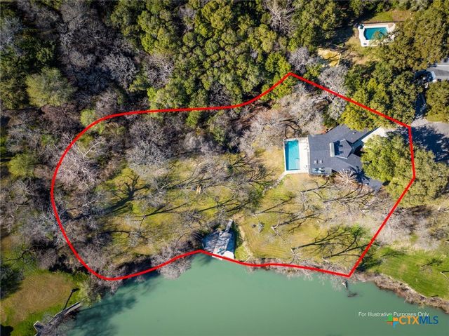 206 S Heideke Street, Seguin, TX 78155