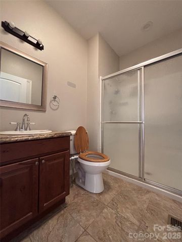 250 Duckett Cove Road, Waynesville, NC 28786