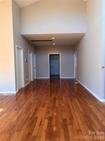 250 Duckett Cove Road, Waynesville, NC 28786