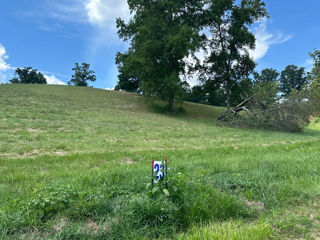 Tract 23 Hawk Landing Road, London, KY 40741