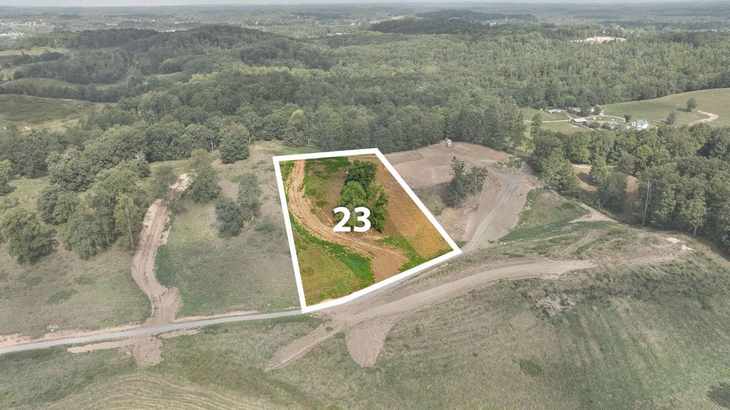 Tract 23 Hawk Landing Road, London, KY 40741