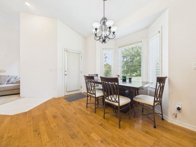 2350 N Castle Rock Ct, Wichita, KS 67228
