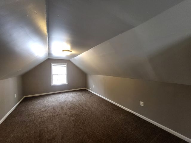 15335 Semrau Avenue, Eastpointe, MI 48021