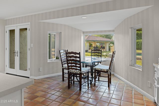 6131 E Naumann Drive, Paradise Valley, AZ 85253