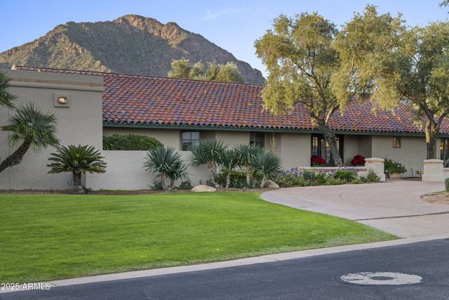 6131 E Naumann Drive, Paradise Valley, AZ 85253