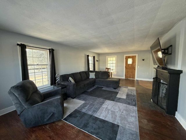 326 S Home Avenue, Rensselaer, IN 47978