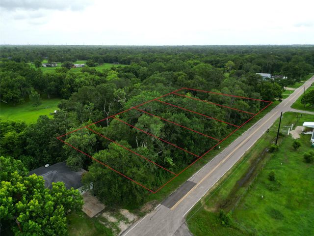 000 Oak Forest Street, Brazoria, TX 77422