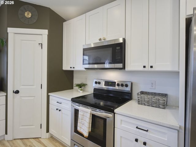 1015 PEACH Rd, Winlock, WA 98596