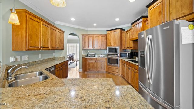 1004 Dunleigh Road, Burlington, NC 27215